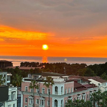 Apartment Boulevardside Батуми Екстериор снимка