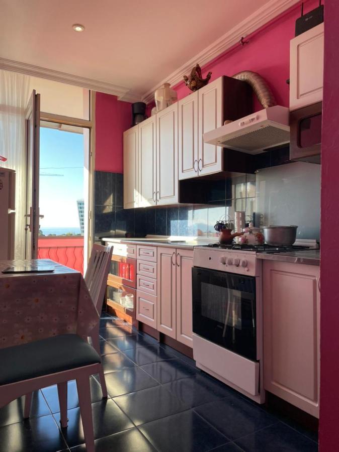 Apartment Boulevardside Батуми Екстериор снимка
